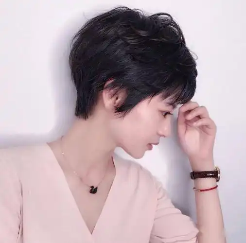 2020流行剃后脖短发
