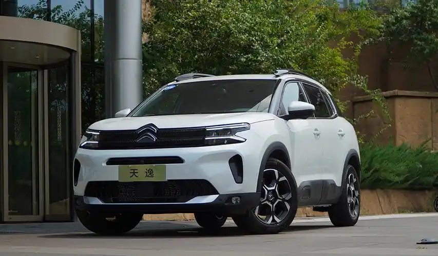 作为东风雪铁龙旗下的全球性suv,天逸自上市就受到极高的关注度,设计