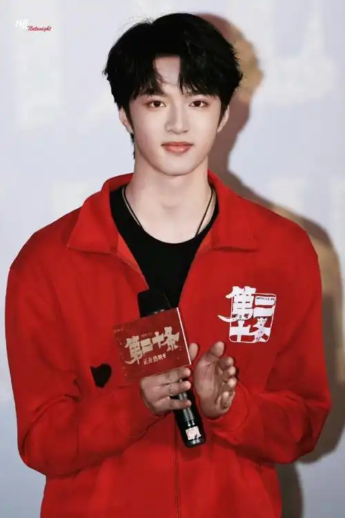 刘耀文路演被粉丝整害羞了##第二十条春节档的最大尺度