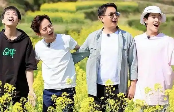 年过半百,黄磊把自己活成"老狐狸",北影研究生的他还能走多远