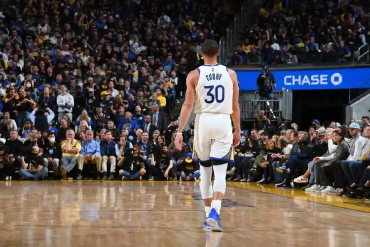 库里壁纸和头像