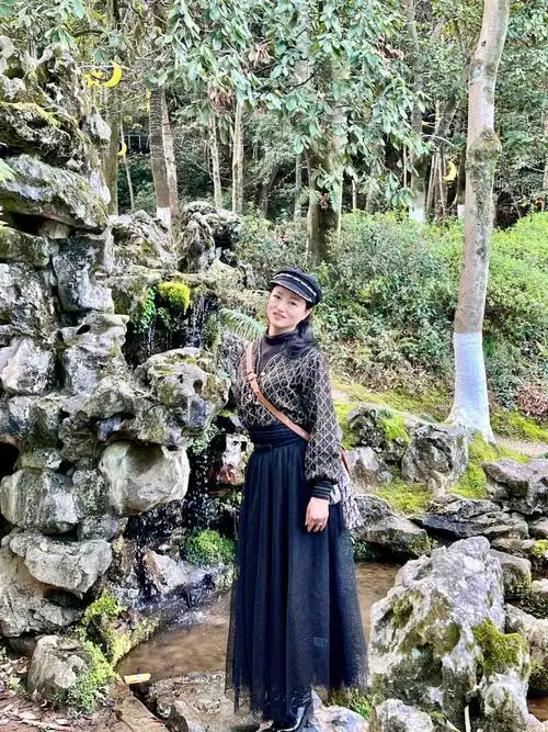 希望我的妈妈永远年轻漂亮有活力