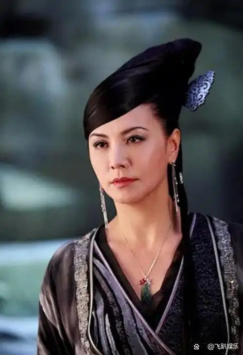 演员田丽:情断马景涛,2段失败婚姻,没人敢潜规则她