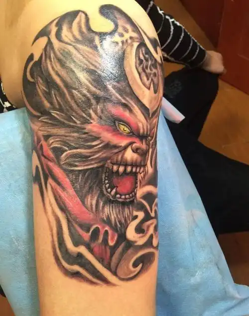 斗战胜佛纹身图片