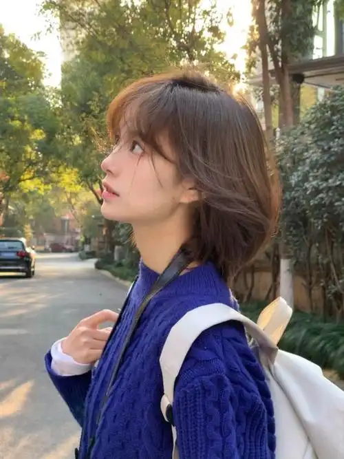 空气感短发_小红书