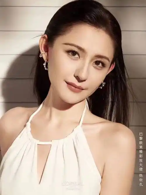 热依扎,全名热依扎·阿里木江,1986年7月15日出生于北京,中国内地演员