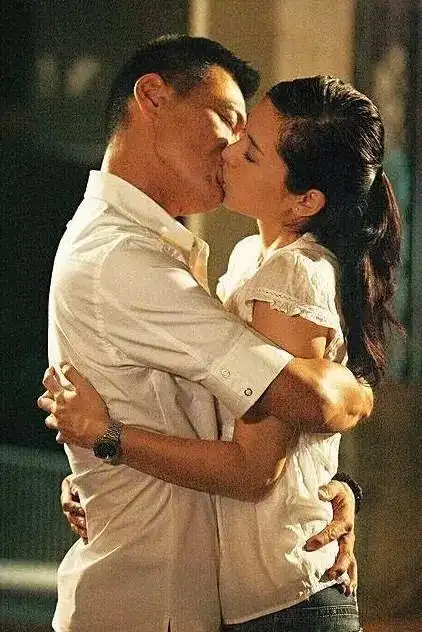 那头是陶大宇一厢情愿,这头却是郭羡妮恨不得与他划清界限.