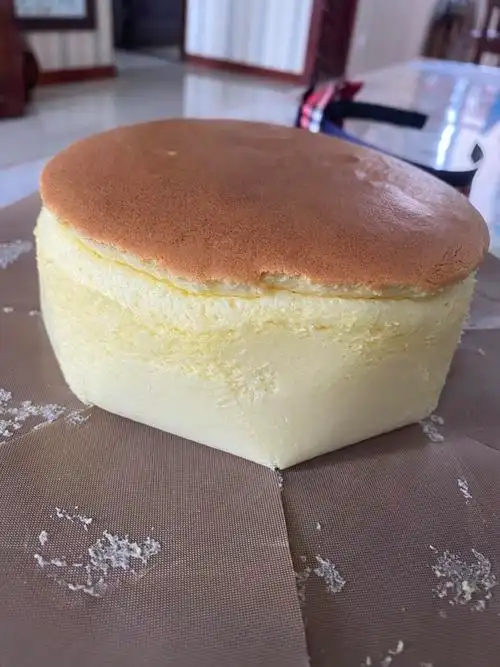 右手戒指娜娜做的逆流而行6寸轻乳酪蛋糕轻芝