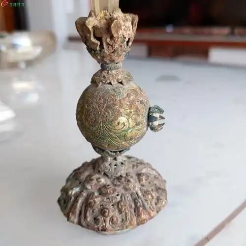 清五品官水晶朝冠顶