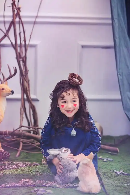 儿童艺术照写真《小鹿女孩》