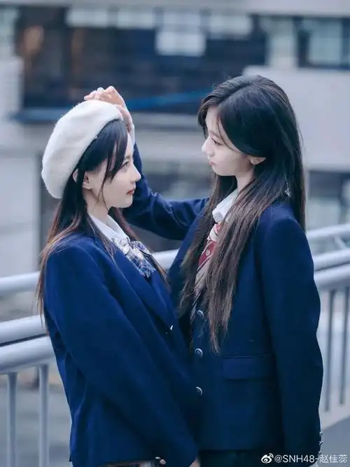 闺蜜写真照2人异域风情(世界上的另一个我)(4)