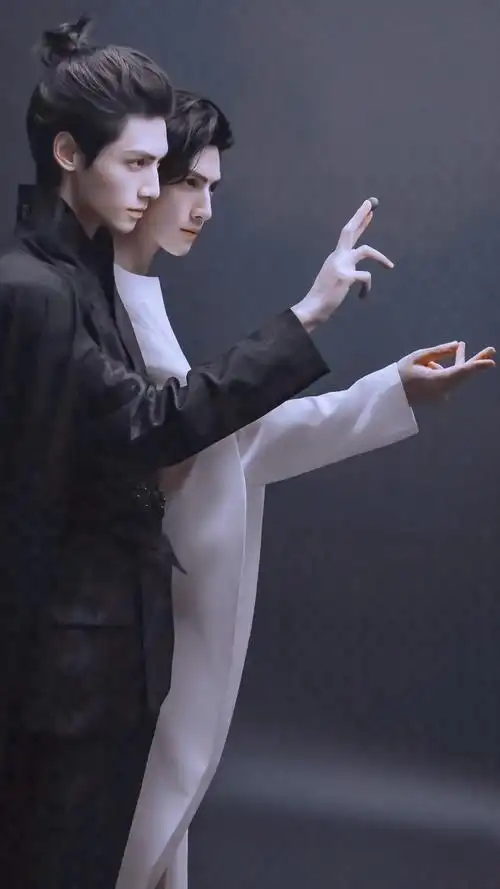 罗云熙leo◆调色壁纸#罗云熙颜心记##罗云熙英雄联盟国风代言人