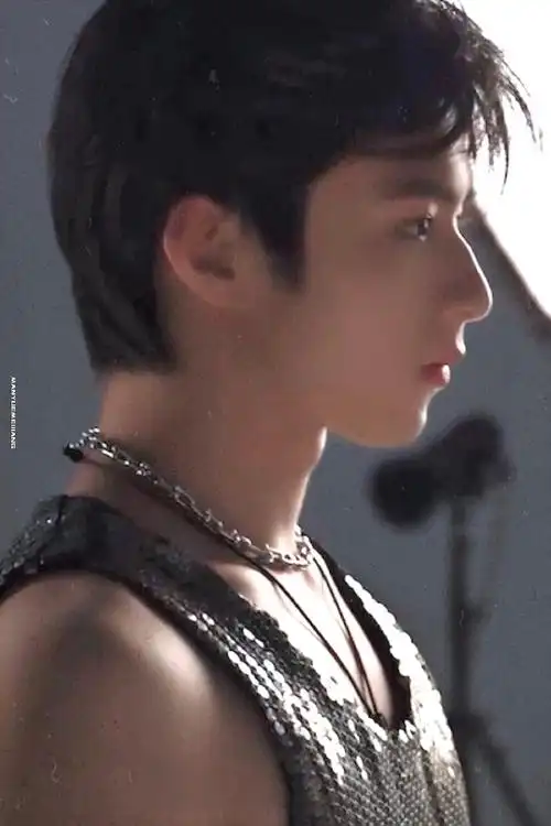 神的侧脸啊08    one more night-时代少年团-刘耀文  one more