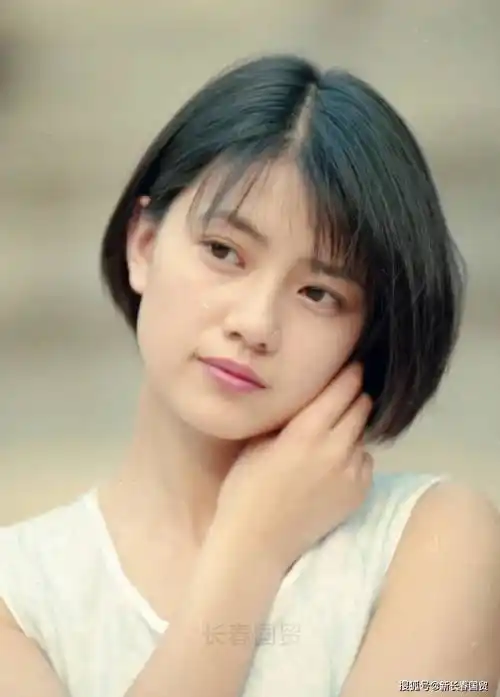 高圆圆罕见旧照曝光清纯甜美满满胶原蛋白