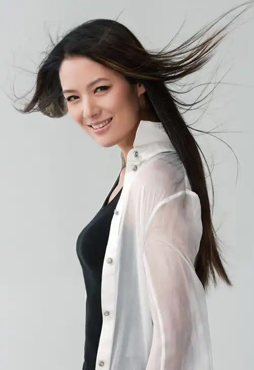 马艳丽时尚之夜再出击缔造海蓝色时尚帝国图