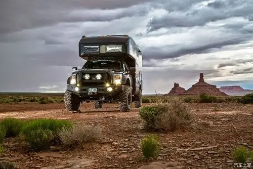 【图】入眼中毒的终极装备----地球流浪者_房车论坛_汽车之家论坛