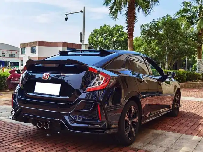 2020款220cvt潮酷控版本田思域 新车指导价15.29万