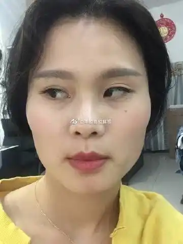 从面相上看,颧眉两骨高凸,而脸颊奴仆凹陷,构成了颧起腮凸,性格必然