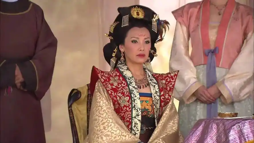 宫心计造型盘点 主角团全员得罪造型师 身为配角的她却惊鸿一瞥_影舞