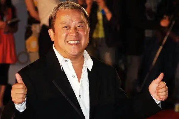 曾志伟和潘长江谁高为什么曾志伟的口碑很差