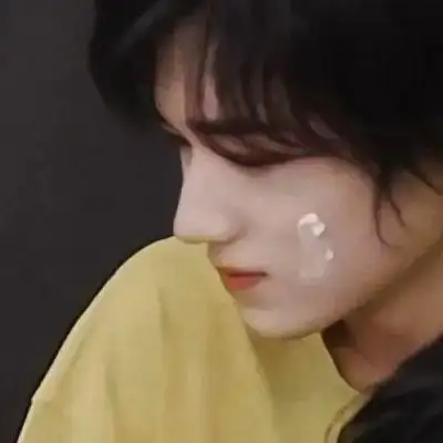 路人都在用的宋亚轩头像