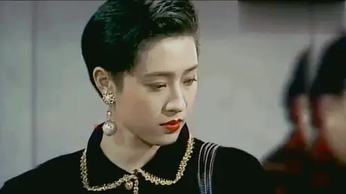 陈百祥和陈法蓉精彩对话,背后是吴镇宇配音,黄子华策划