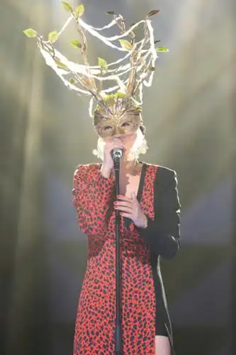 蒙面歌王许茹芸害羞揭面 李泉遗憾离场