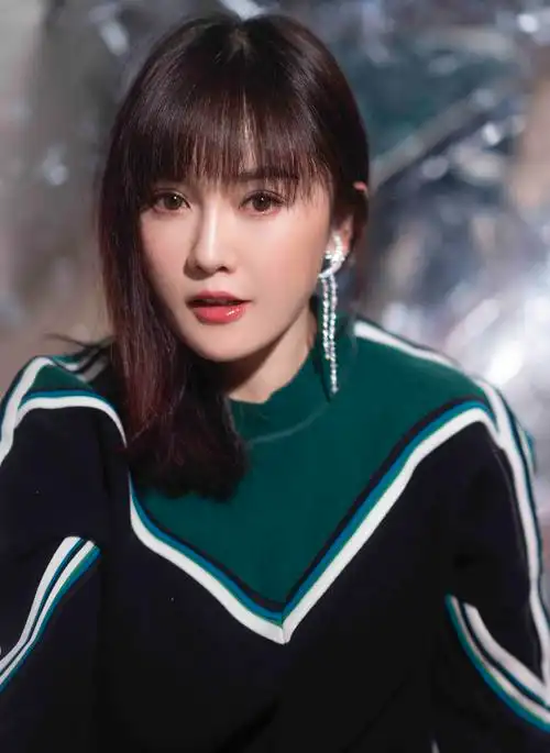 p>刘淼,1981年6月27日出生于北京市,中国内地女演员,主要作品有《 a