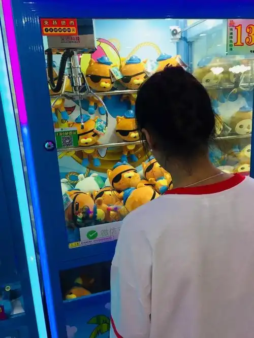 此处有高手丨吃瓜群众快来一起围观抓娃娃大赛冠军