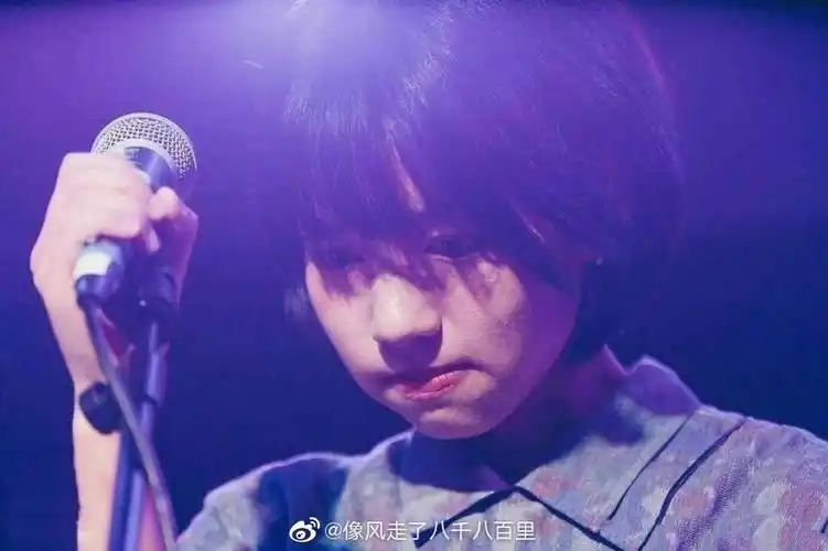 你只需要站在那里,我就会不顾一切的爱上你#房东的猫