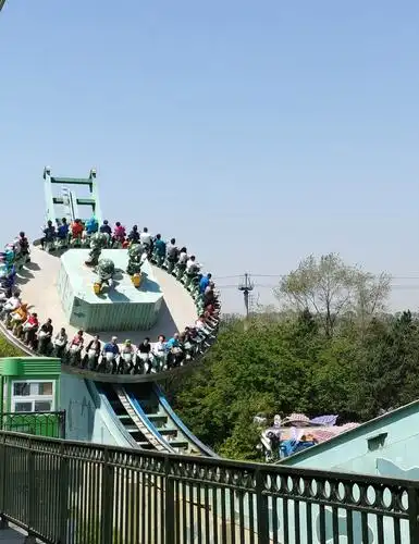 来抚顺热高丛林游乐园享受了一次儿童和年青人喜欢的地方