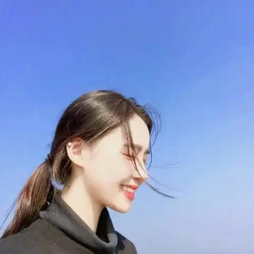 阳光温柔爱笑的女生头像精致 - 【可爱点】