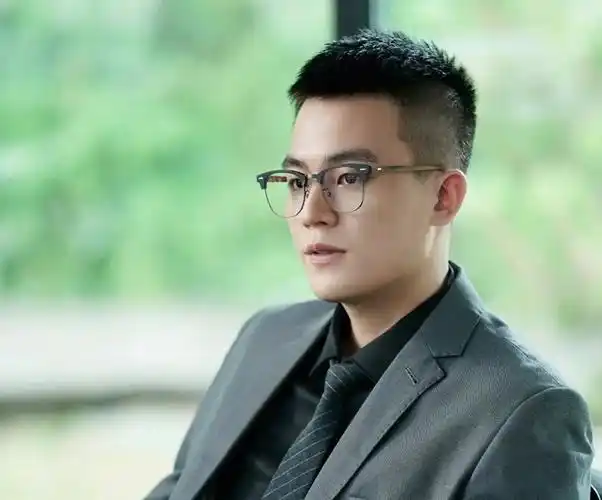 宋茜欧豪被曝隐婚,娱记直呼八九不离十了