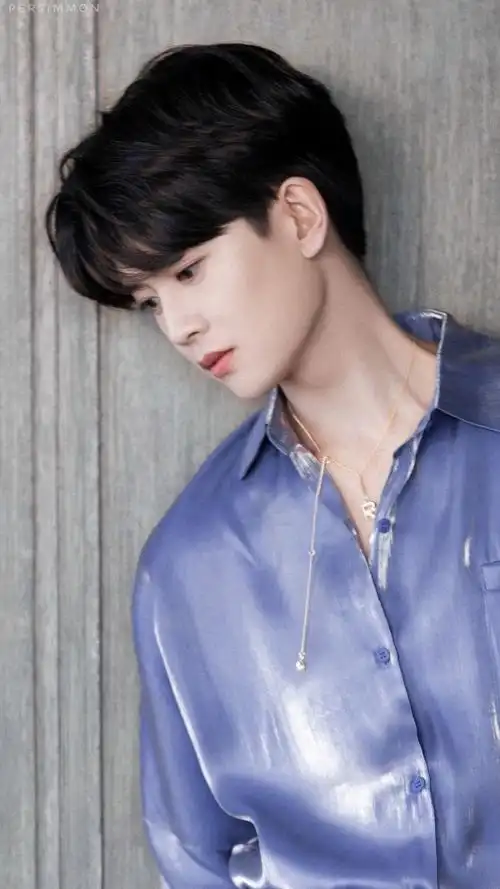 任嘉伦的颜值是否被刘海封印了? - 知乎