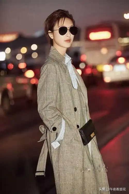 头条问答 - 有什么适合短发女生穿的中性风衣呢?(7个回答)