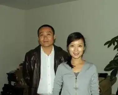 庞晓戈和老公王建春个人资料照片