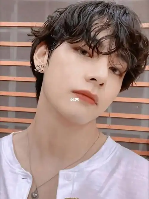 泰泰帅到窒息的自拍合集1_自拍_金泰亨_豹纹_娱乐_明星娱乐资讯