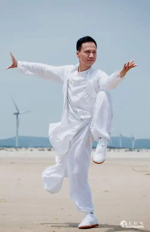 300人演练太极将闪亮登上第16届武术世锦赛开幕式大舞台 - 太极网