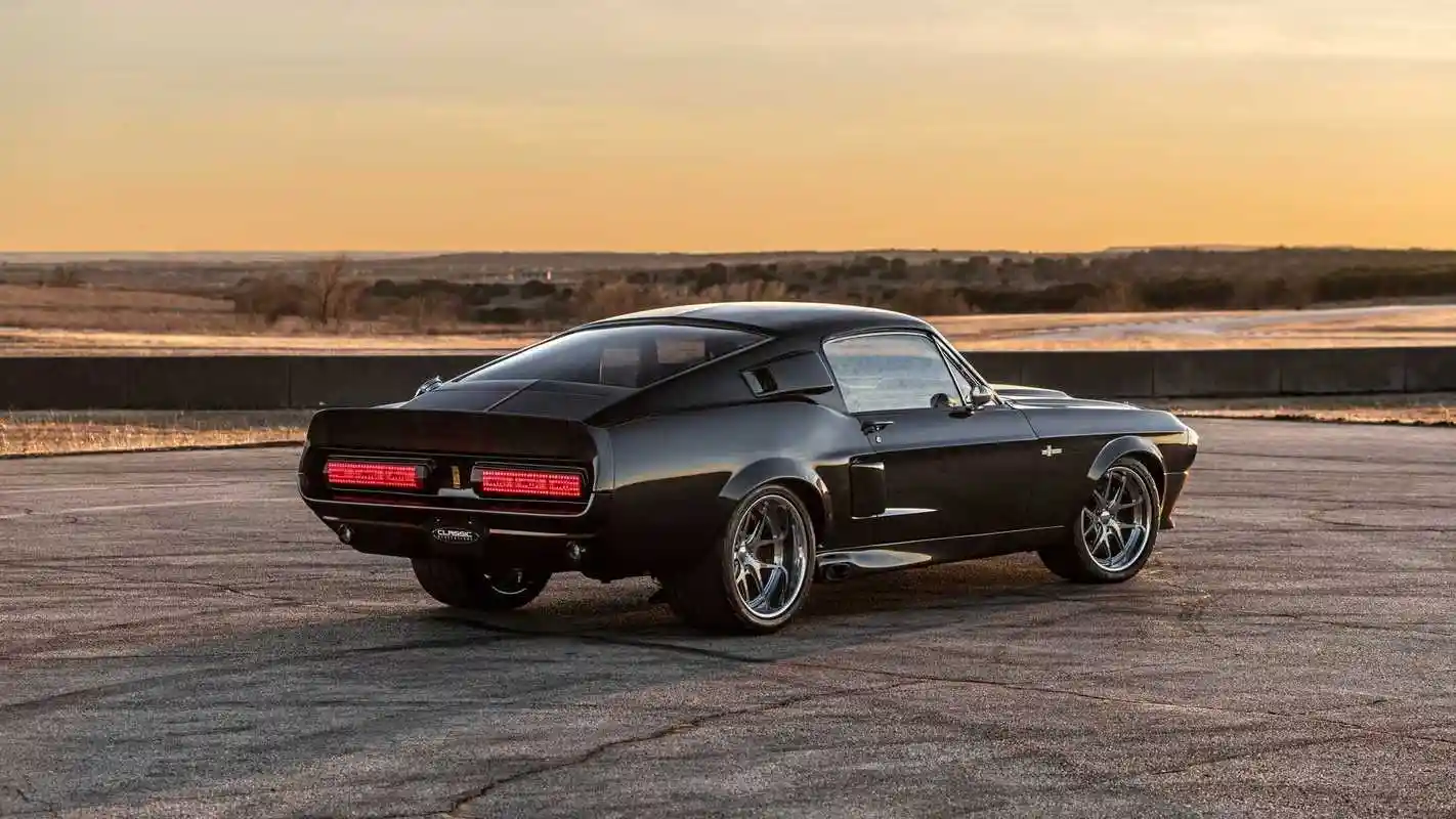 190万谢尔比 gt500cr 机械增压动力800匹812牛米全车碳车身