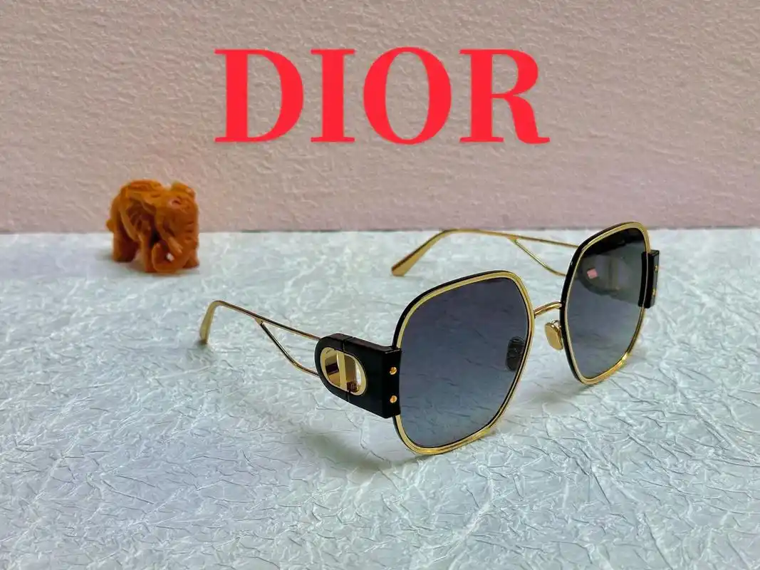 dior太阳镜墨镜.96品牌:dior  96型号:30mo - 抖音