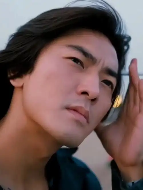 港星男神郑伊健,霸气十足!