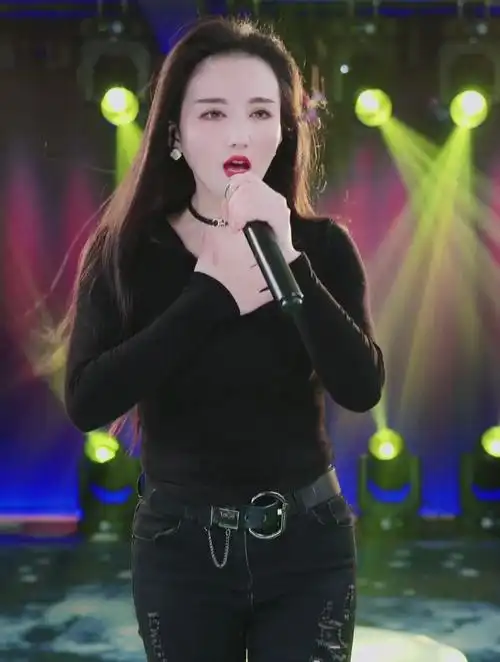 于洋《望爱却步》歌声伤感深情,听哭了多少痴男情女!-度小视