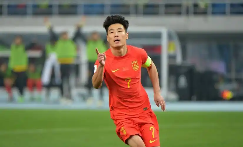 原创武磊亚洲杯时大家像变了个人想进18强赛很简单拿下国外