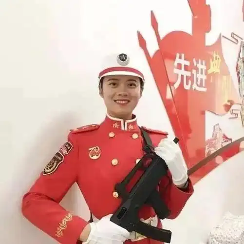 为你骄傲国庆阅兵女民兵方队里的河南能源子弟