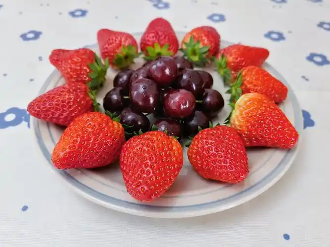 草莓果盘