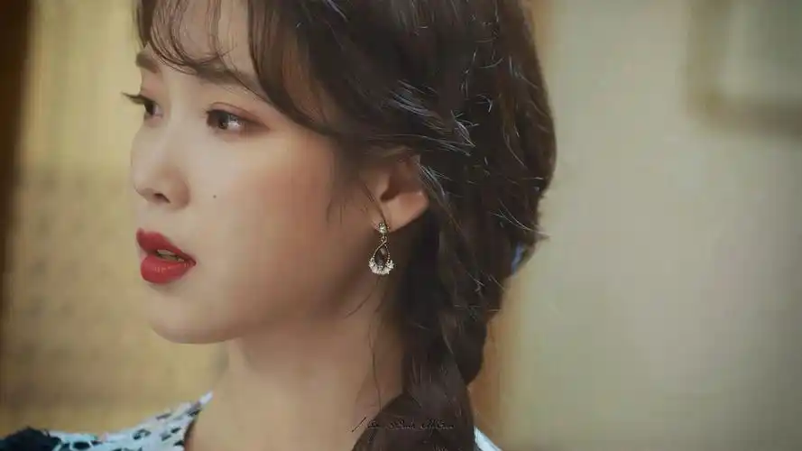 iu 李知恩 德鲁纳酒店 cr:pink_myeun