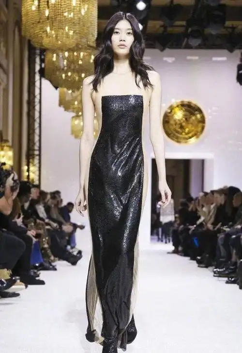 维密秀上跌倒之后再登t台,奚梦瑶华丽归来