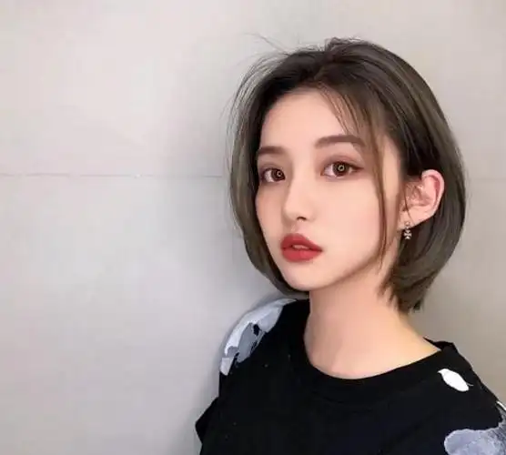 小脸适合什么发型,小脸小个子适合什么发型女图15