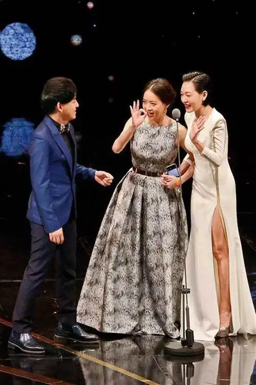 旧爱黄子佼结婚曾宝仪献祝福被赞大器