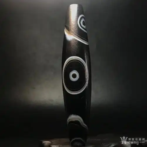 藏传千年古珠最古老的一代纯天然两眼天珠